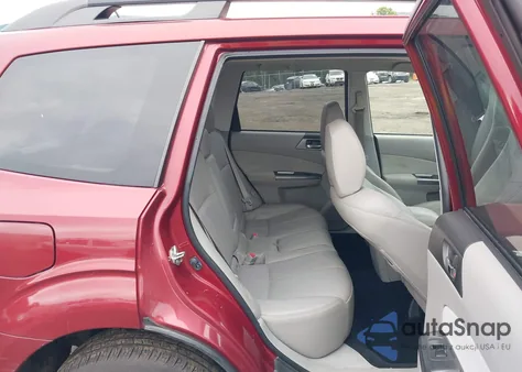 2013 Subaru Forester 2.5X Limited z USA, uszkodzony, nr VIN JF2SHAFC6DH416491